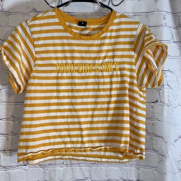 Good vibes top *SALE*  - Picture 1 of 3